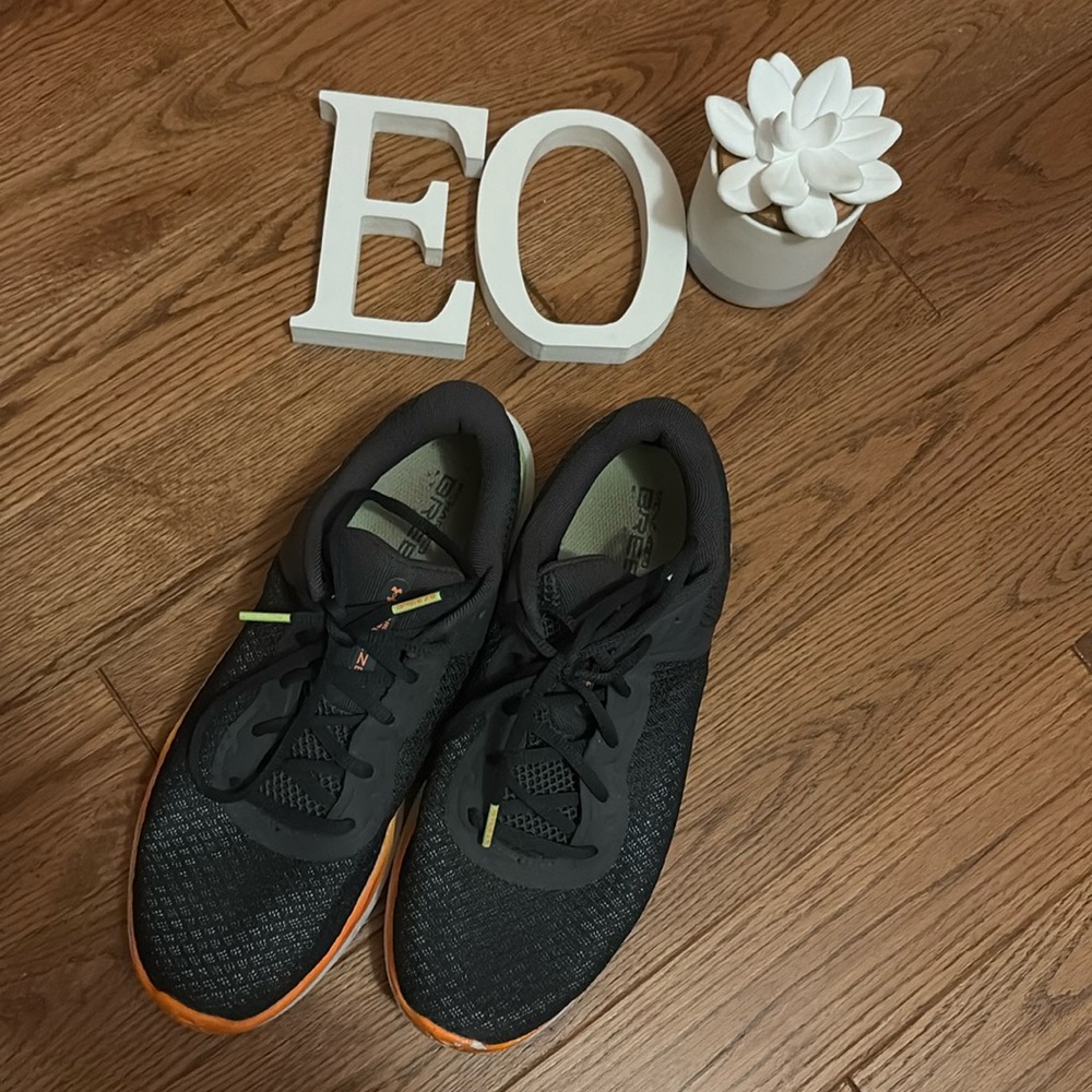 Under Armour Running Shoes